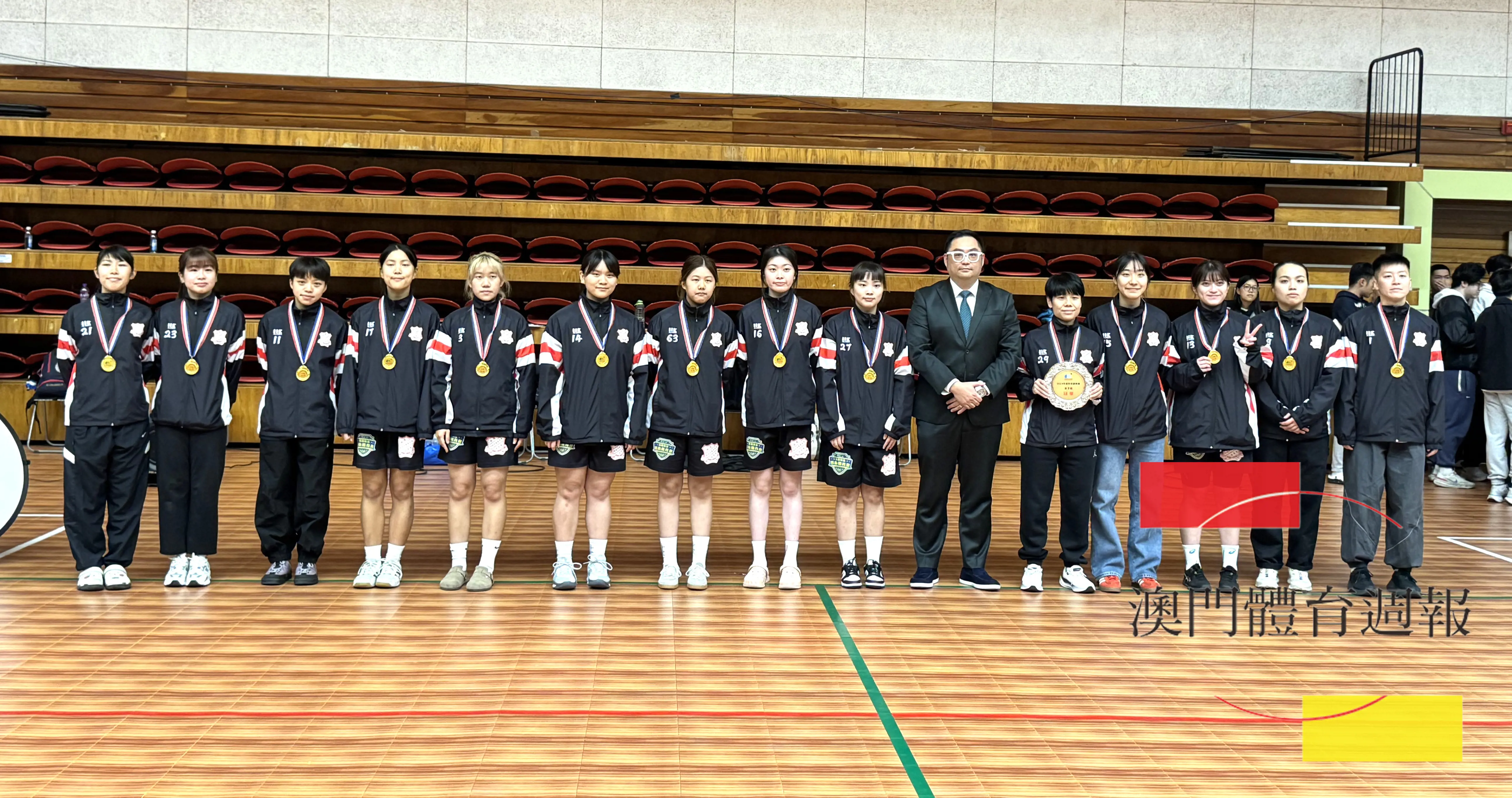 A6  女子組冠軍路環街坊四廟慈善會.jpg